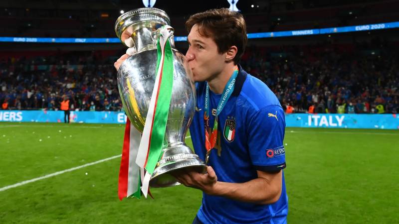 Cầu Thủ Federico Chiesa – Ngôi Sao Sáng Của Bóng Đá Ý 5 Euro 2020 – Bước Nhảy Vọt Lên Đẳng Cấp Thế Giới